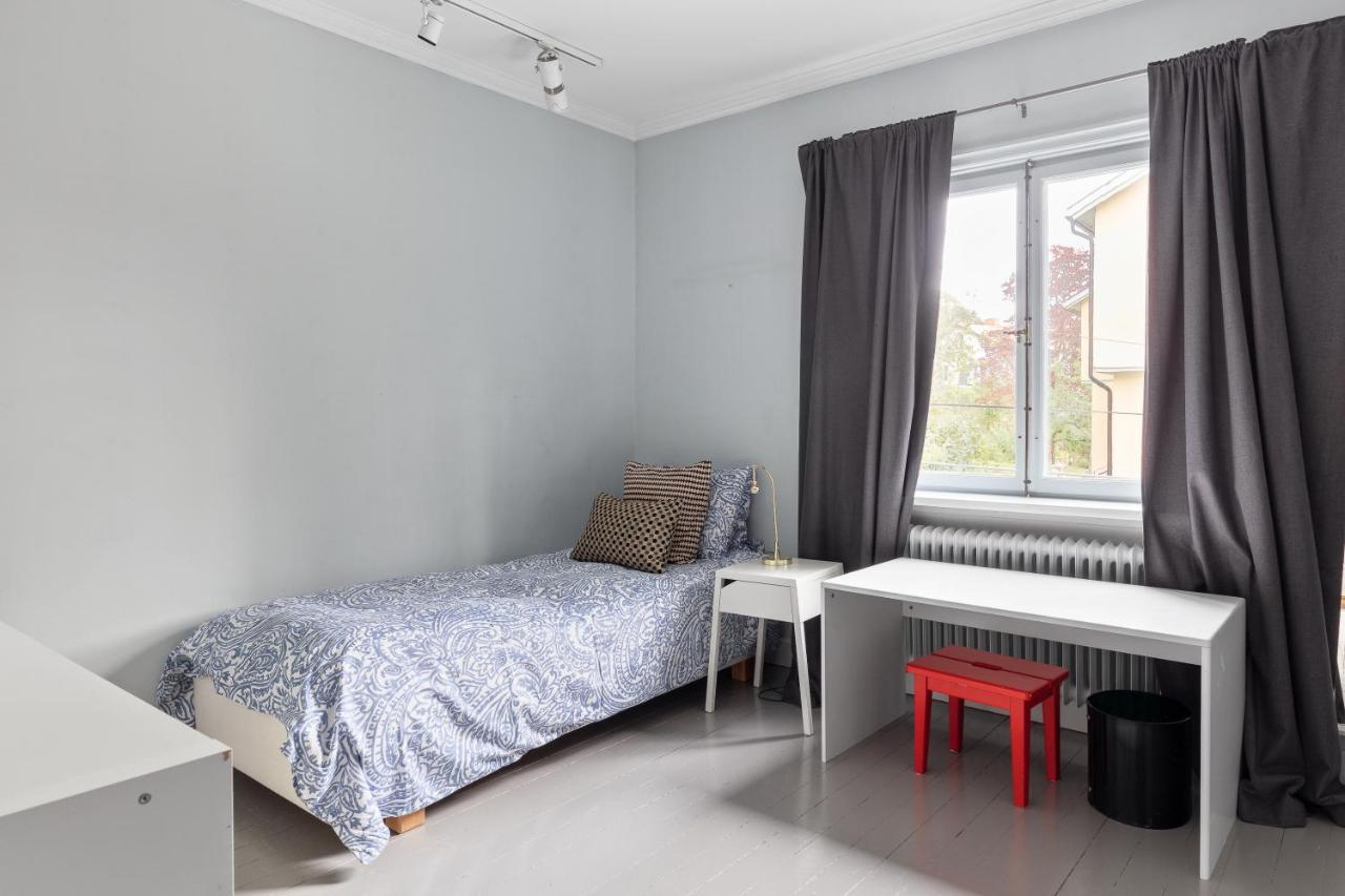 Fantastic 4 Bedroom Home In Bromma With Everything Stoccolma Esterno foto