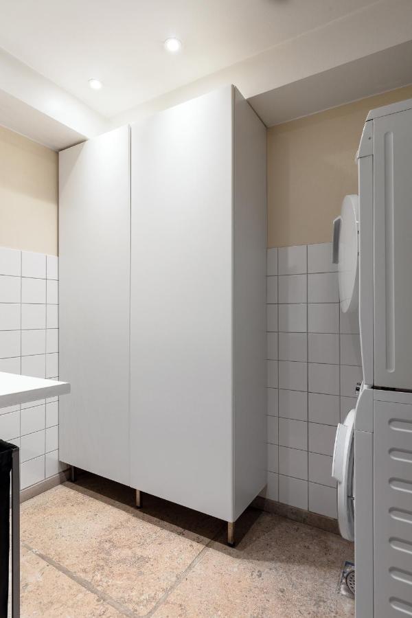 Fantastic 4 Bedroom Home In Bromma With Everything Stoccolma Esterno foto