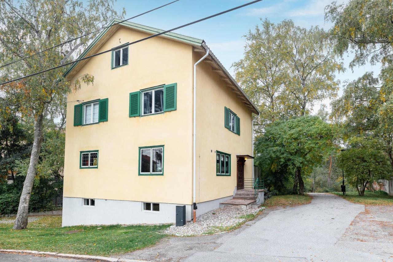 Fantastic 4 Bedroom Home In Bromma With Everything Stoccolma Esterno foto