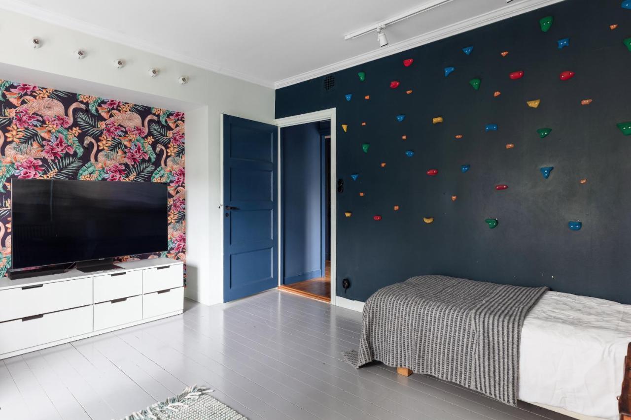 Fantastic 4 Bedroom Home In Bromma With Everything Stoccolma Esterno foto